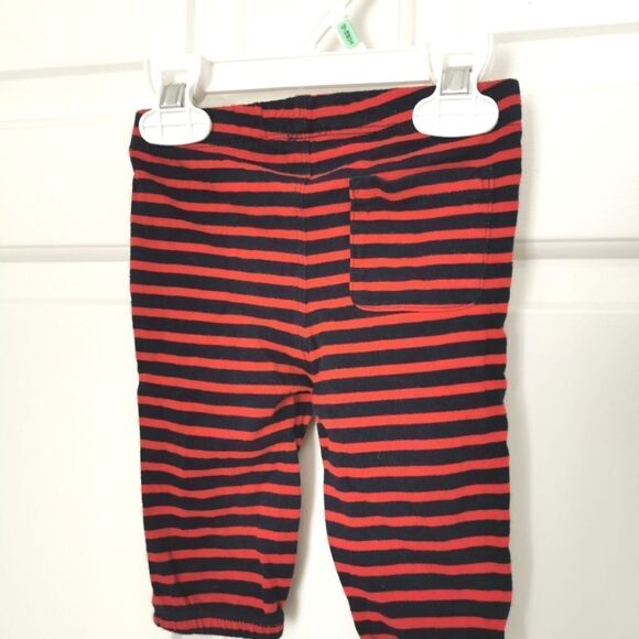 3/$10 Baby Gap pants 3-6 m - Picture 3 of 4